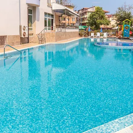 فندق Flagman سوزوبول